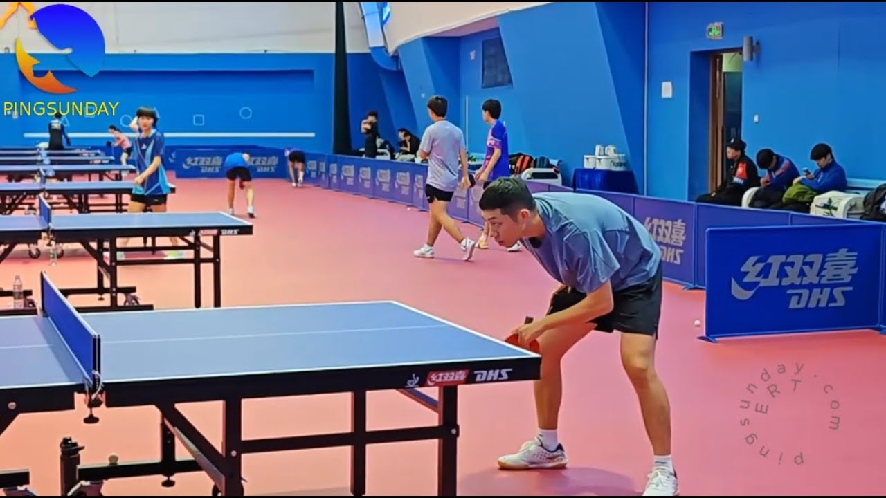 乐部内